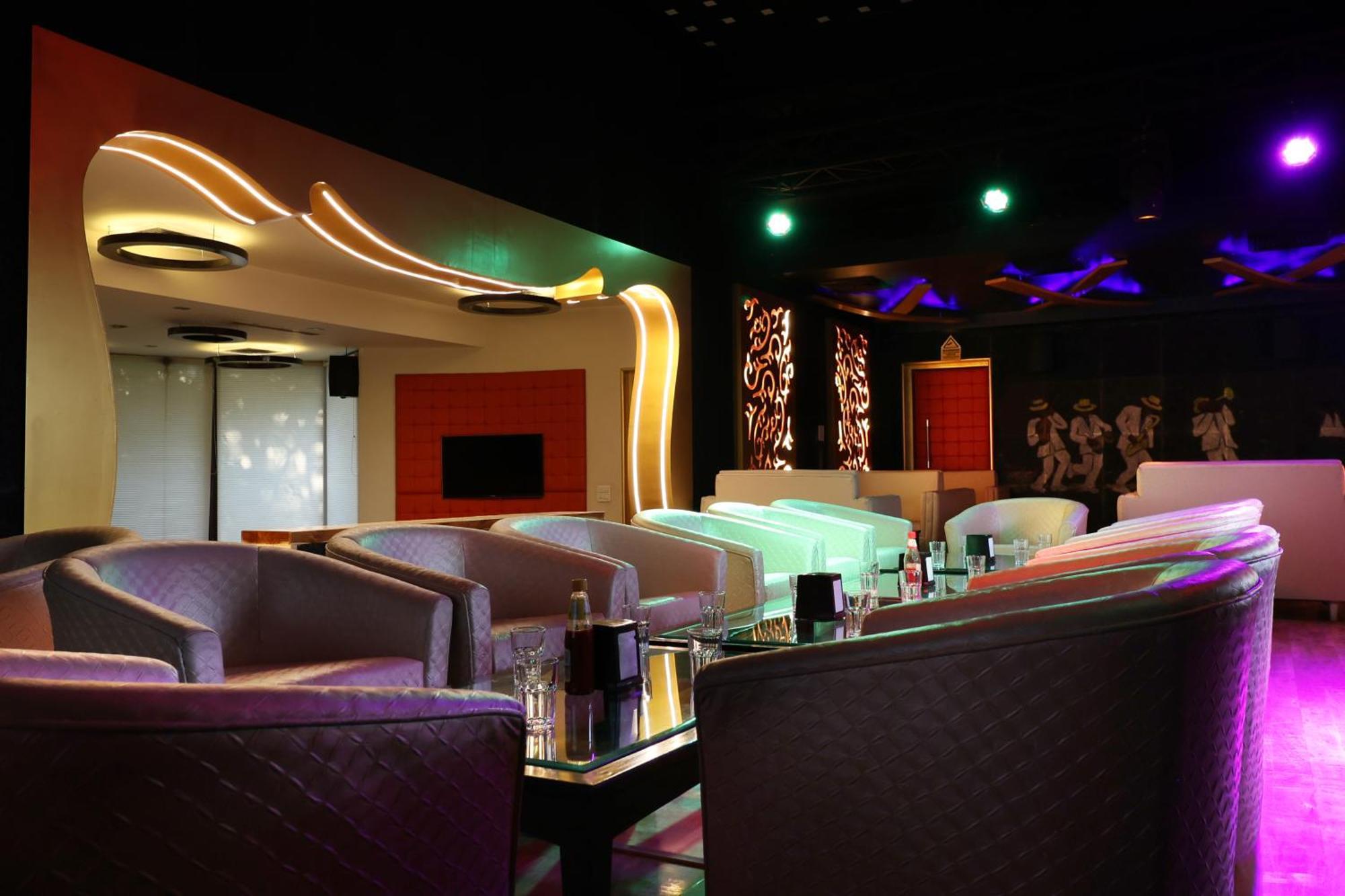 Hunky Dory Resort And Spa Dhar Khurd Exterior photo